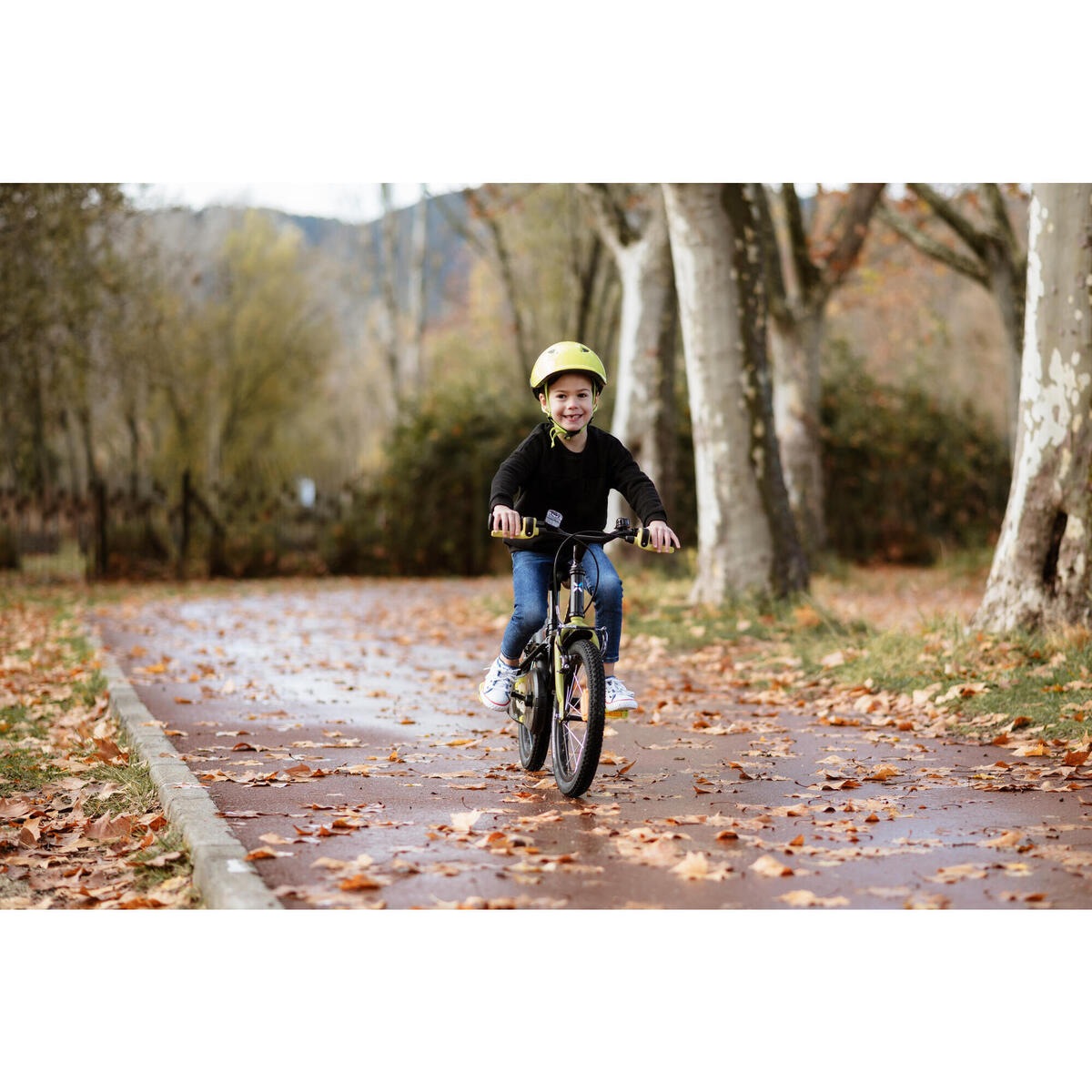 Vélo 16" 4-6 ANS 500 DARK HERO