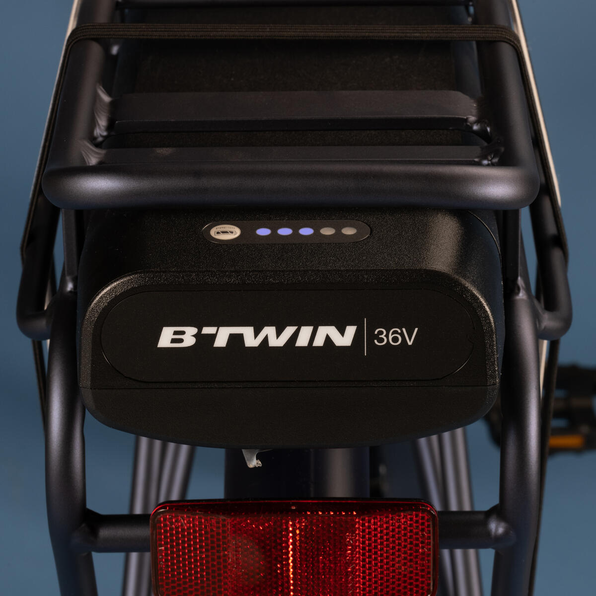 Vélo de ville électrique ELOPS 900 CADRE HAUT BLEU MARINE