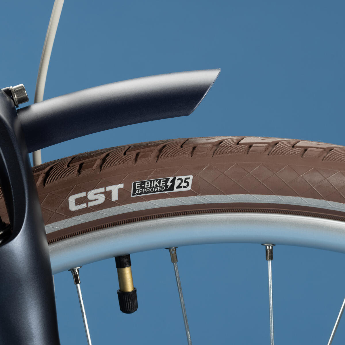 Vélo de ville électrique ELOPS 900 CADRE HAUT BLEU MARINE