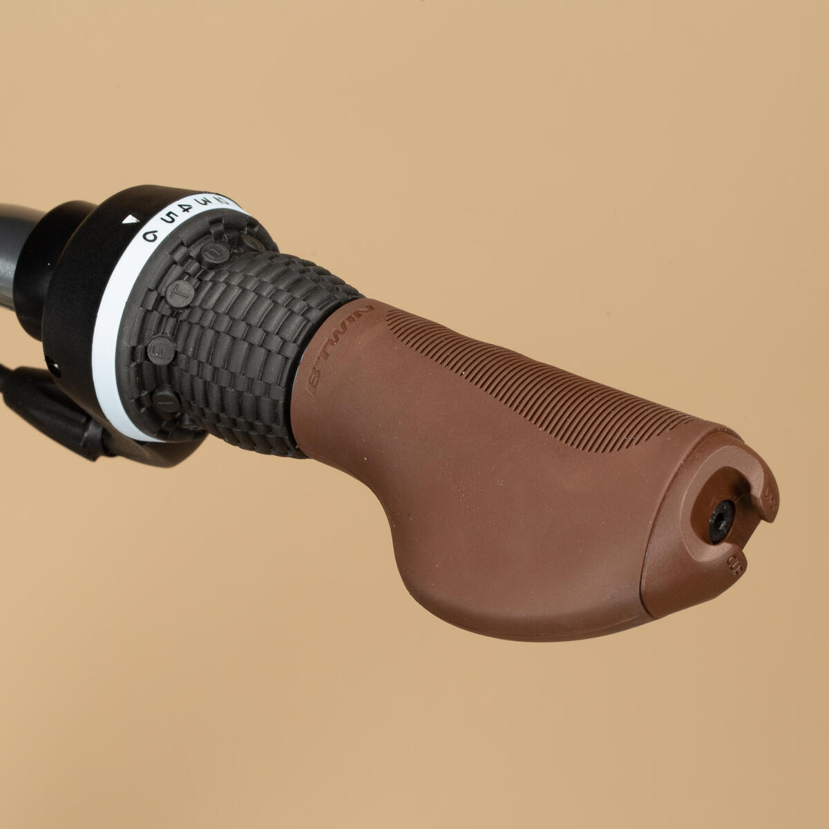 Vélo de ville ELOPS 520 CADRE HAUT KAKI