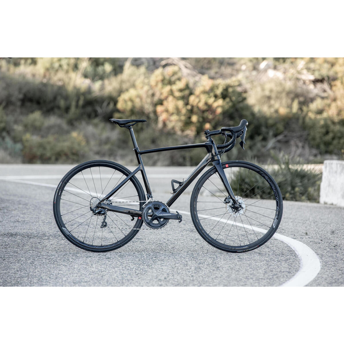 Vélo route EDR CF ULTEGRA DISC