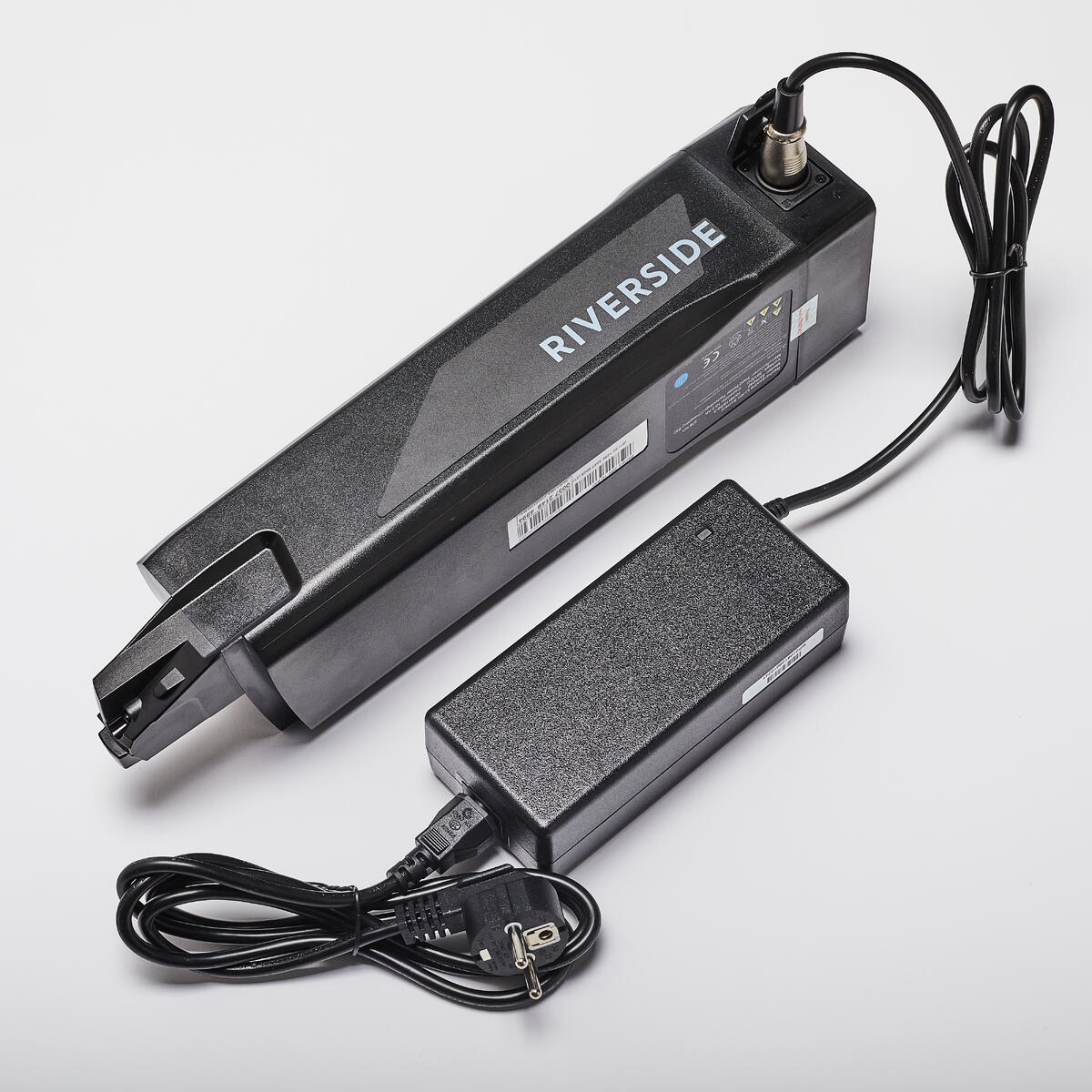 Vélo tout chemin électrique cadre bas Riverside 100 E