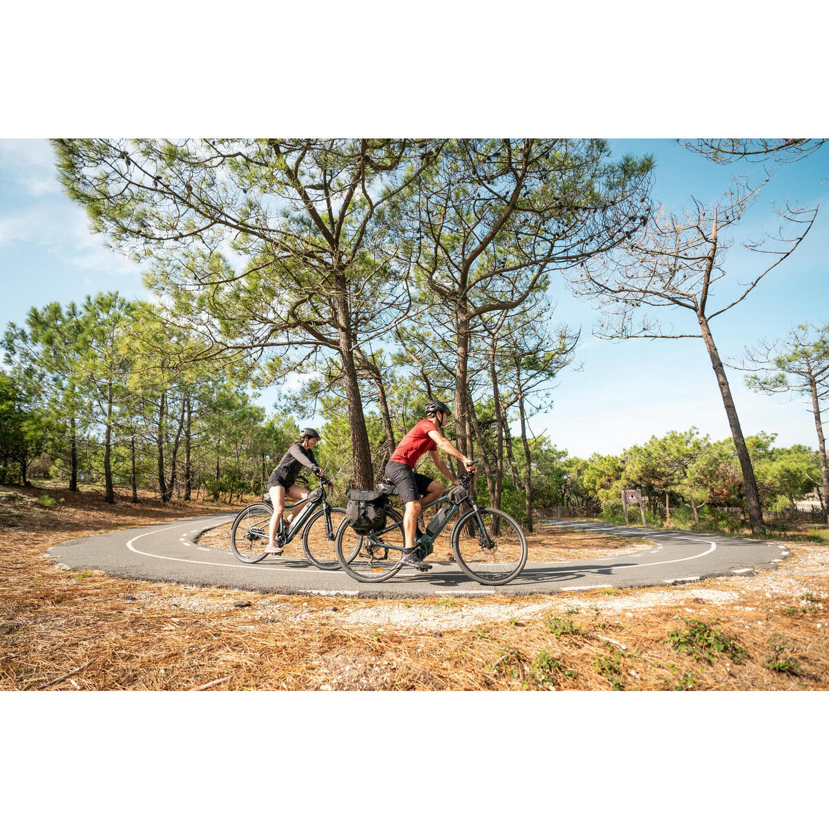 Vélo Tout Chemin électrique RIVERSIDE 540 E BLEU