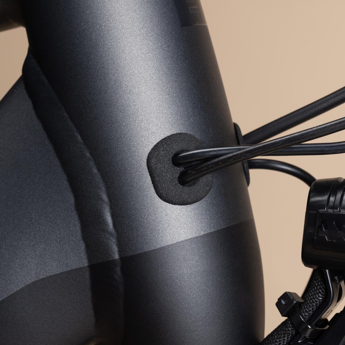 Vélo ville longue distance 500 ASSISTANCE ELECTRIQUE CADRE HAUT