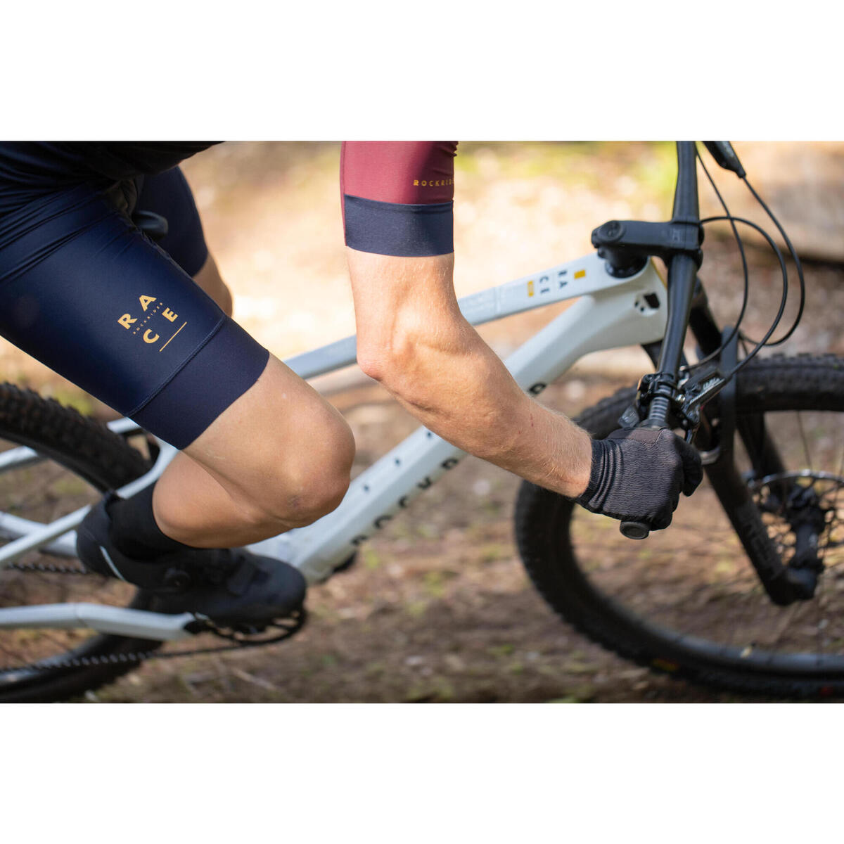 VELO VTT cross country RACE 900 GX AXS roues Mavic Crossmax