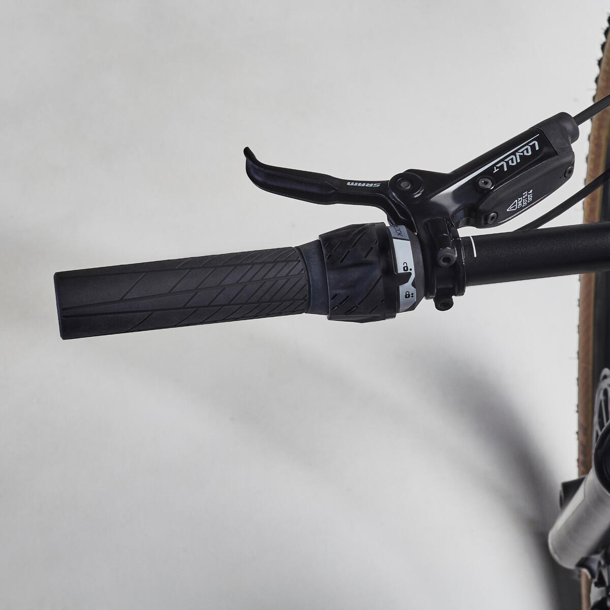 VELO VTT cross country RACE 900 GX Eagle roues Reynolds carbone