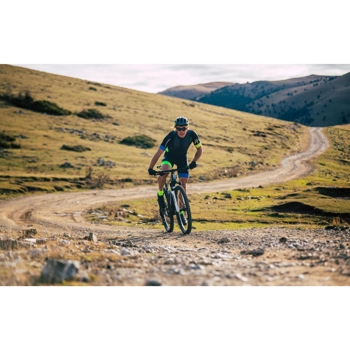 Vélo VTT semi rigide Rockrider XC 100 29'' Shimano Deore