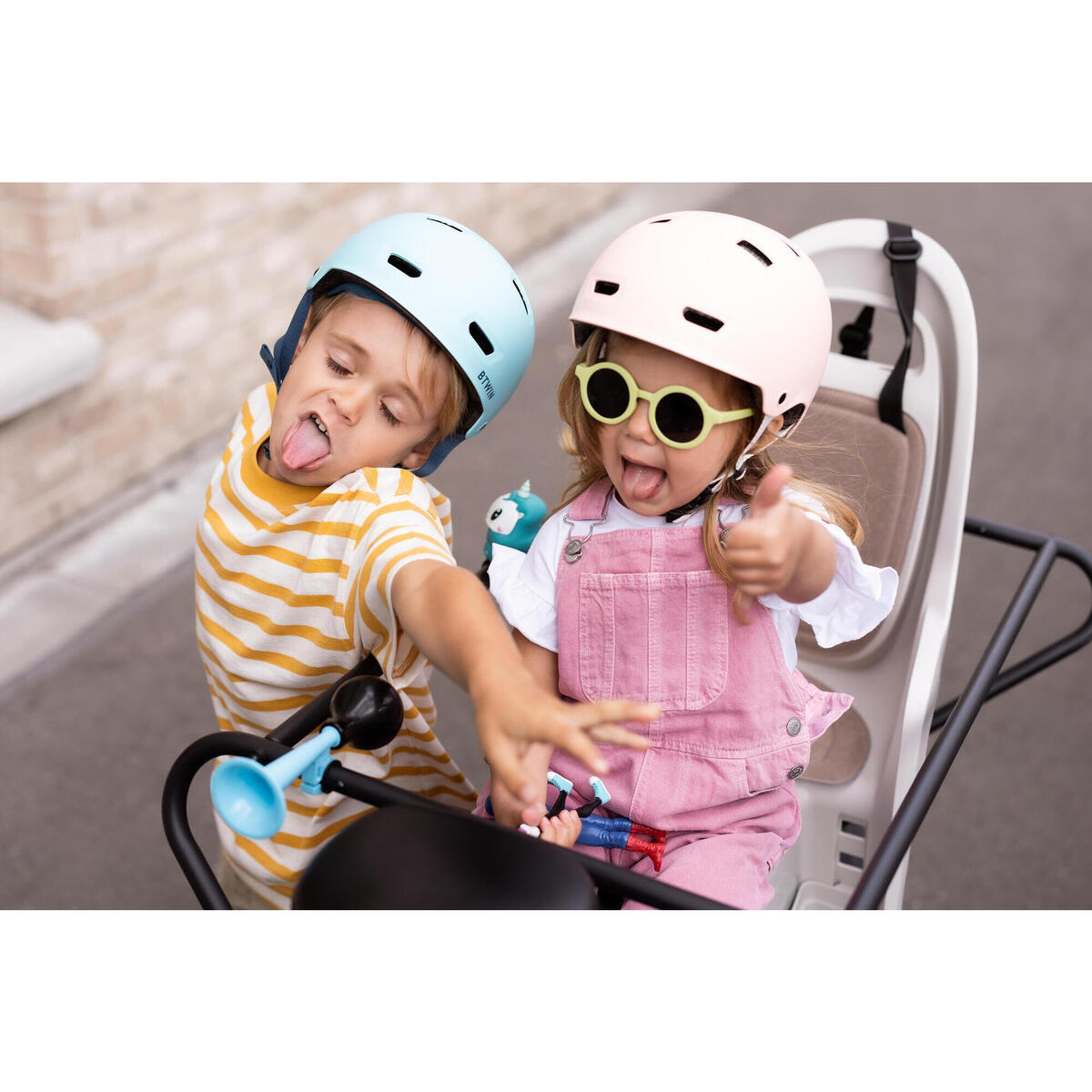 Vélocargo électrique Longtail CHARGEMENT ARRIERE R500E