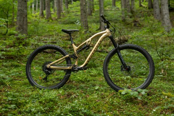 Vélo VTT All Mountain Feel 700 LT Cadre Aluminium 29"