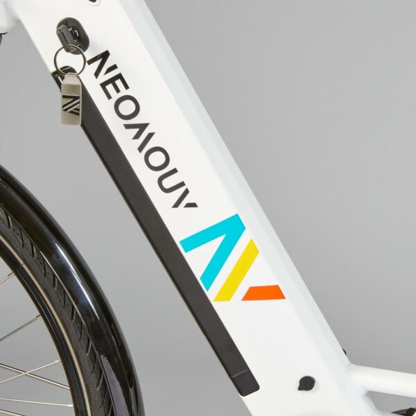 Vélo ville électrique NEOMOUV Ekia 2 Blanc